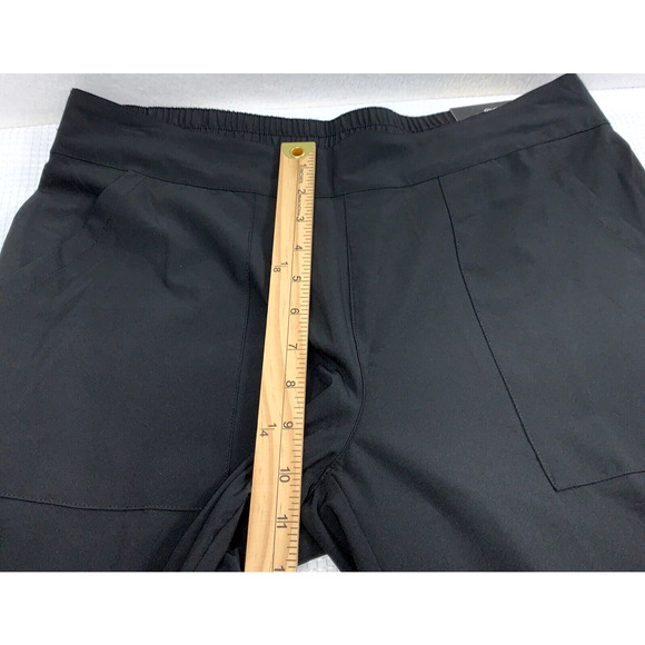 Rafaella Pants Womens Medium Black Comfort Cropped Slacks‎ Lightweight Pockets - Picture 6 of 8